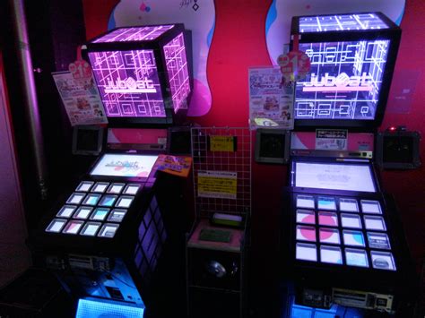  Jubeat: Rytmiä ja Tanehtia, Vaikeutta Ja Iloa!